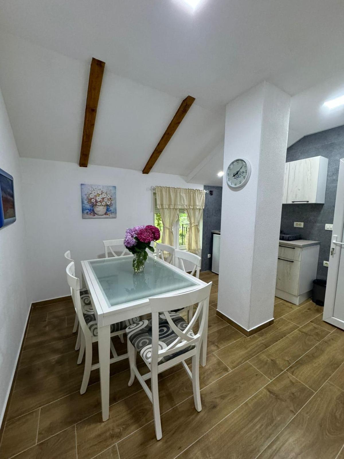 Villagio Virpazar Eksteriør bilde
