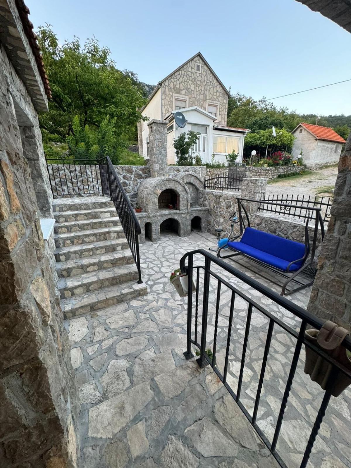 Villagio Virpazar Eksteriør bilde